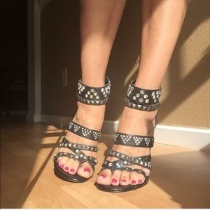 🎀Twinkle Genuine Leather Crystal & Stud Heels🎀